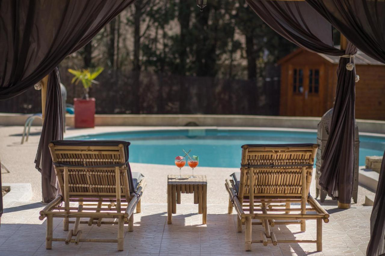 LʼIsle-sur-la-Sorgue El Sama-In , Piscine Chauffee 빌라 외부 사진